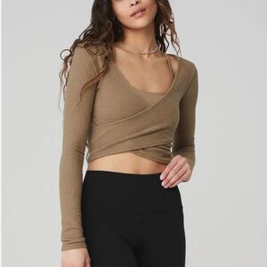 amelia crop wrap top